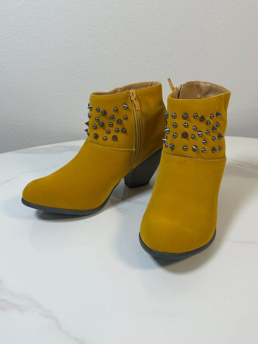 Qupid Mustard Yellow Studded Ankle Boots 🖤💛